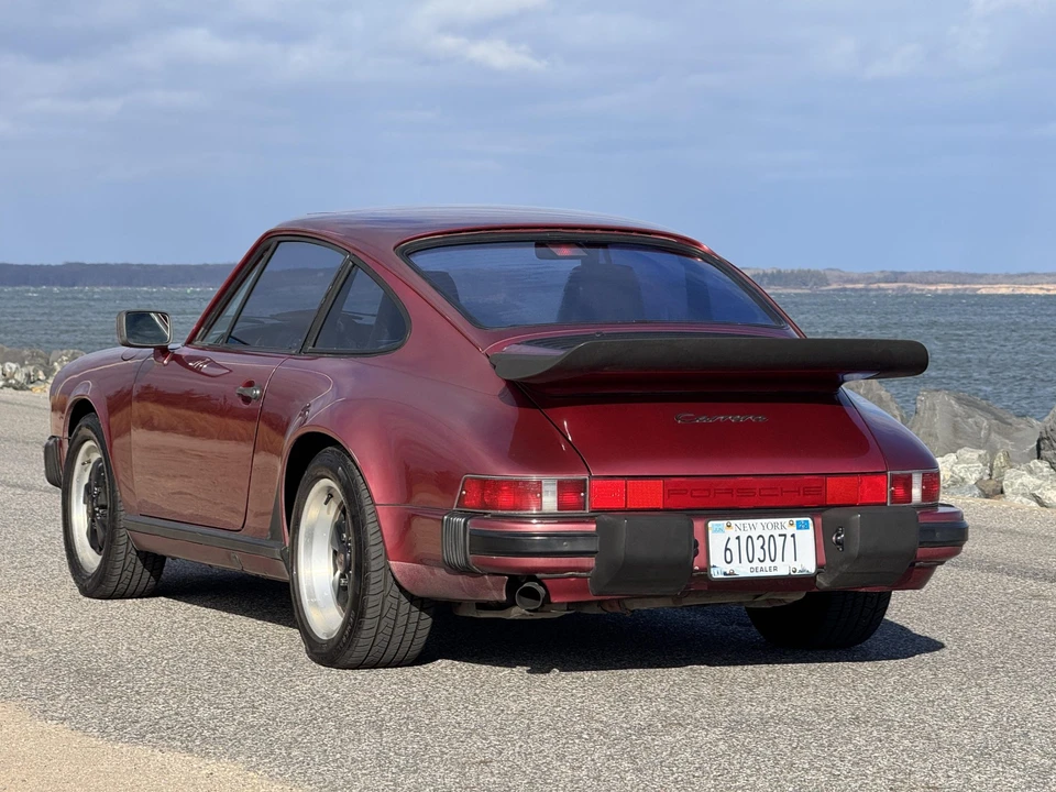 1989 Porsche 911 Carrera 3.2 - Image 17 of 31