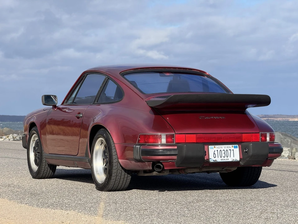 1989 Porsche 911 Carrera 3.2 - Image 18 of 31