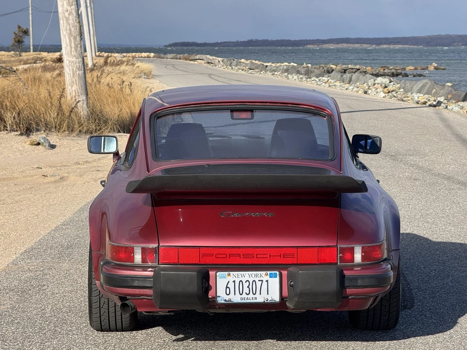 1989 Porsche 911 Carrera 3.2 - Image 13 of 31