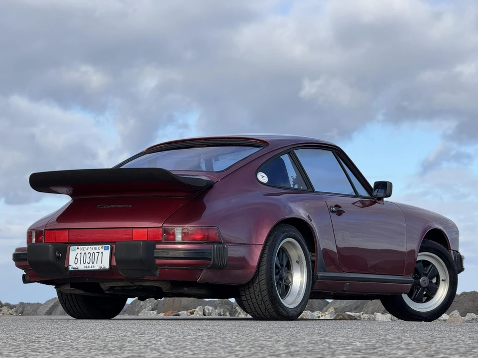 1989 Porsche 911 Carrera 3.2 - Image 9 of 31