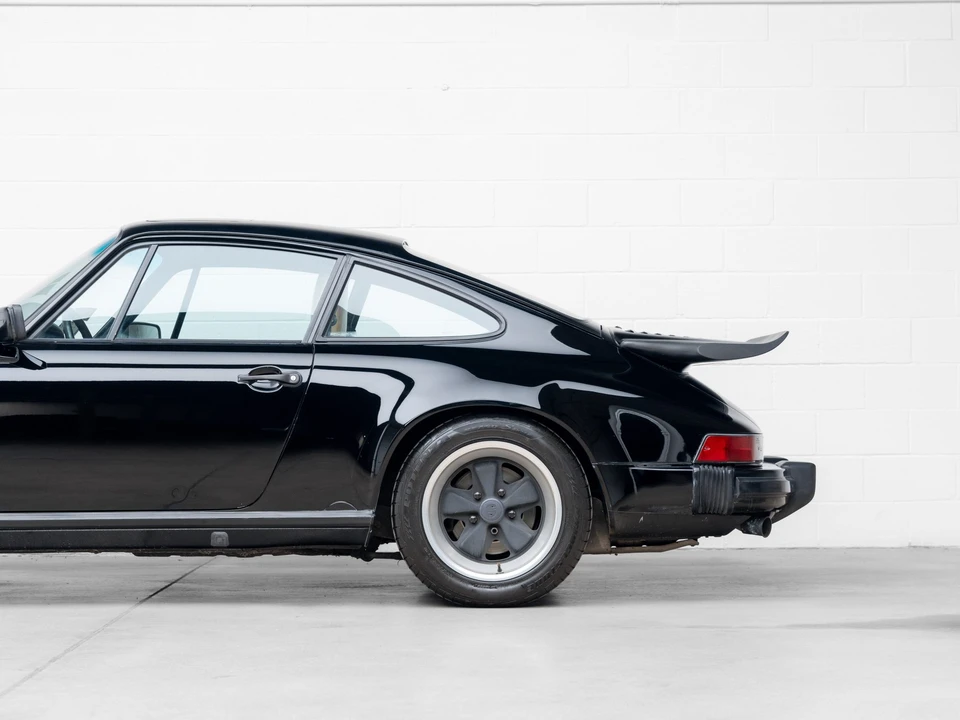 1989 Porsche 911 Carrera 3.2 - Image 15 of 31