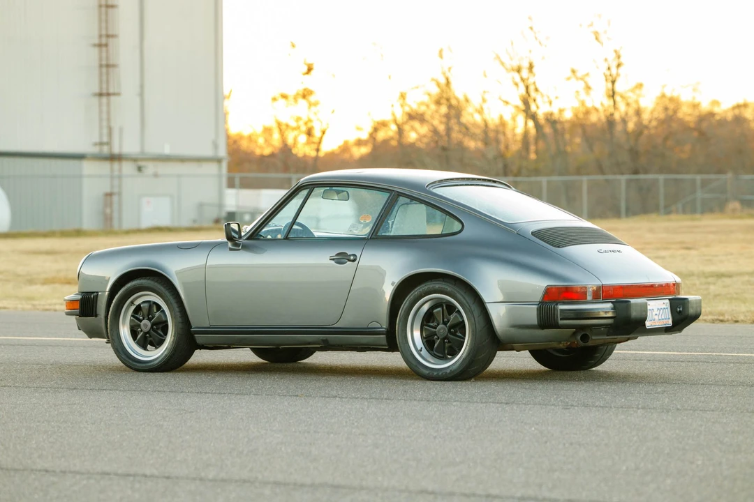 1989 Porsche 911 Carrera 3.2 - Image 26 of 31