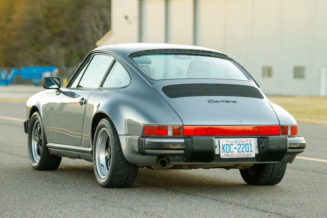 1989 Porsche 911 Carrera 3.2 - Image 23 of 31