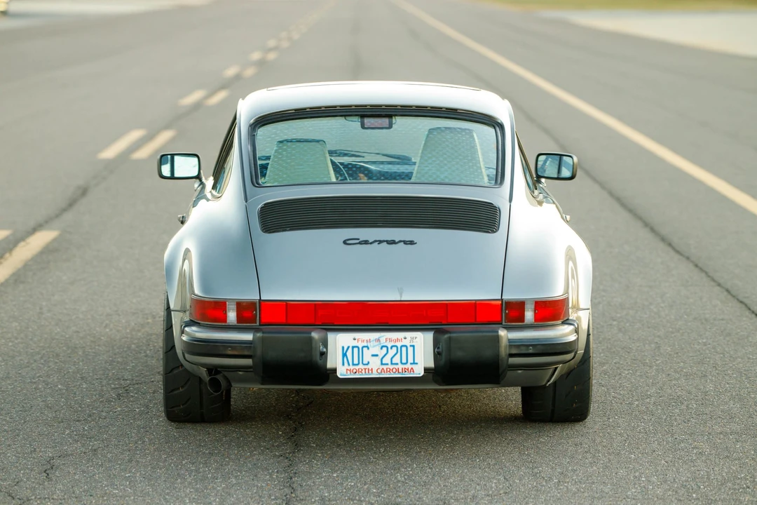 1989 Porsche 911 Carrera 3.2 - Image 22 of 31