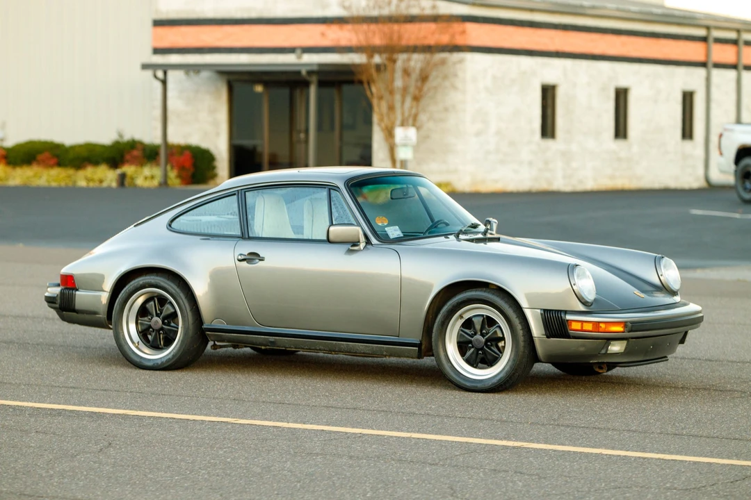 1989 Porsche 911 Carrera 3.2 - Image 12 of 31