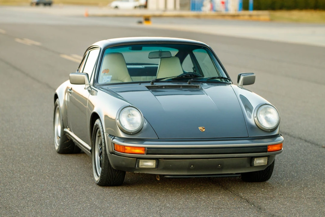 1989 Porsche 911 Carrera 3.2 - Image 7 of 31