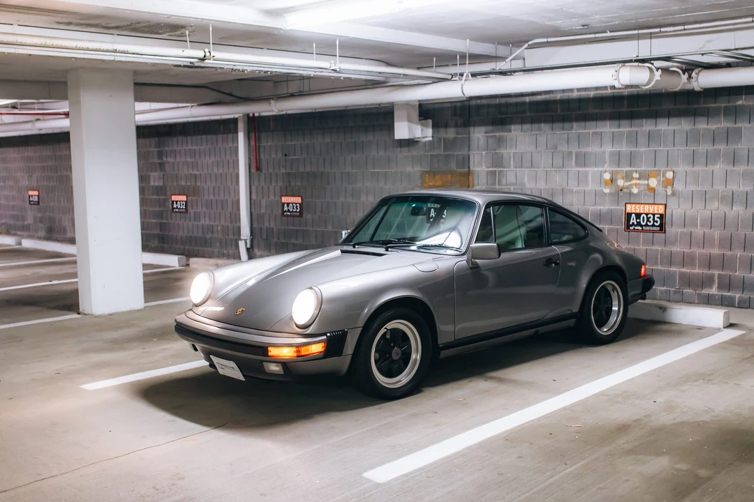1989 Porsche 911 Carrera 3.2 - Image 4 of 31