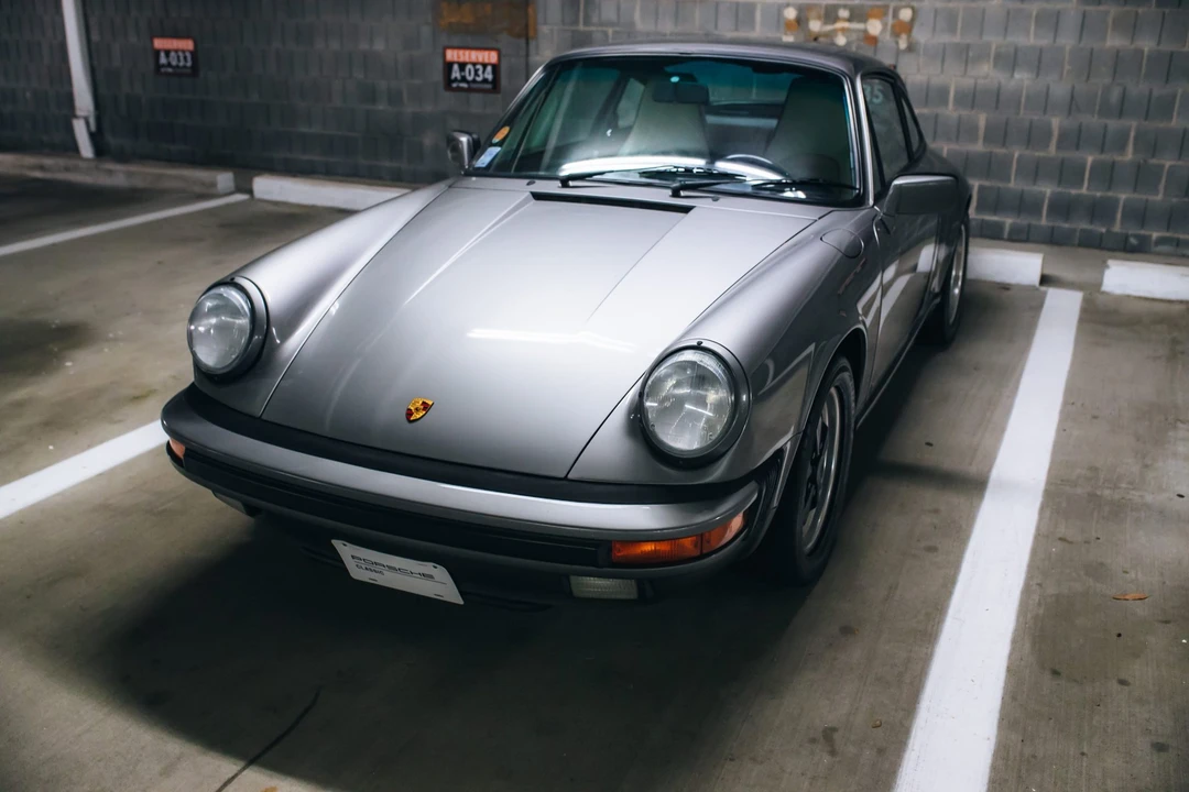 1989 Porsche 911 Carrera 3.2 - Image 7 of 31
