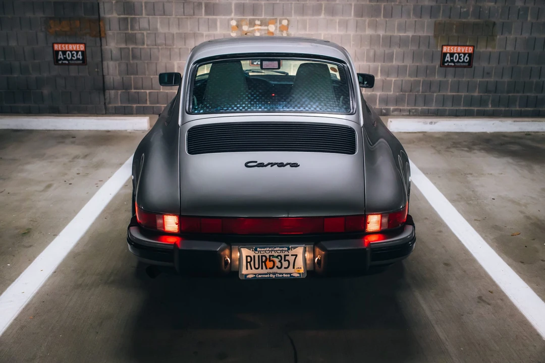 1989 Porsche 911 Carrera 3.2 - Image 27 of 31