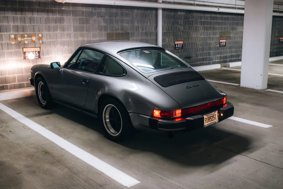 1989 Porsche 911 Carrera 3.2 - Image 30 of 31