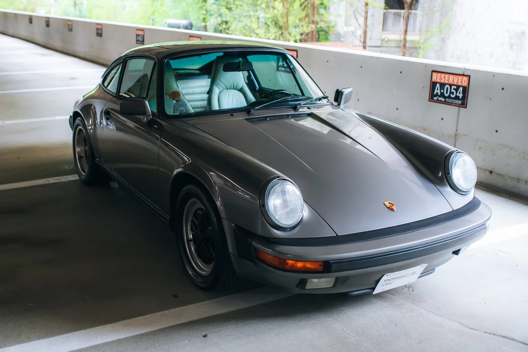1989 Porsche 911 Carrera 3.2 - Image 14 of 31