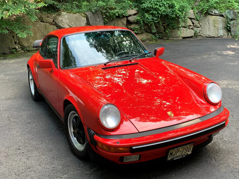 1989 Porsche 911 Carrera 3.2 - Image 15 of 31