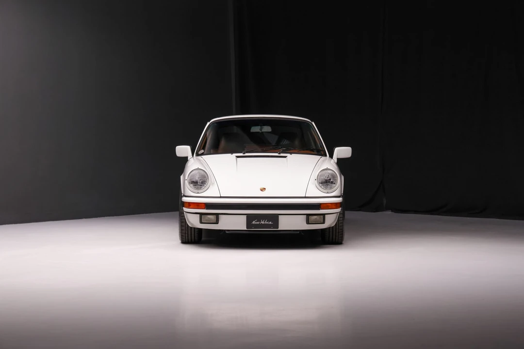 1989 Porsche 911 Carrera 3.2 - Image 10 of 31
