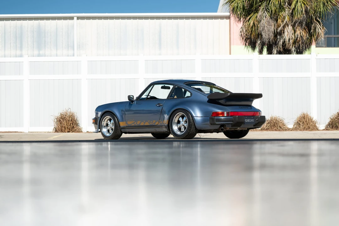 1989 Porsche 911 Carrera 3.2 - Image 17 of 31