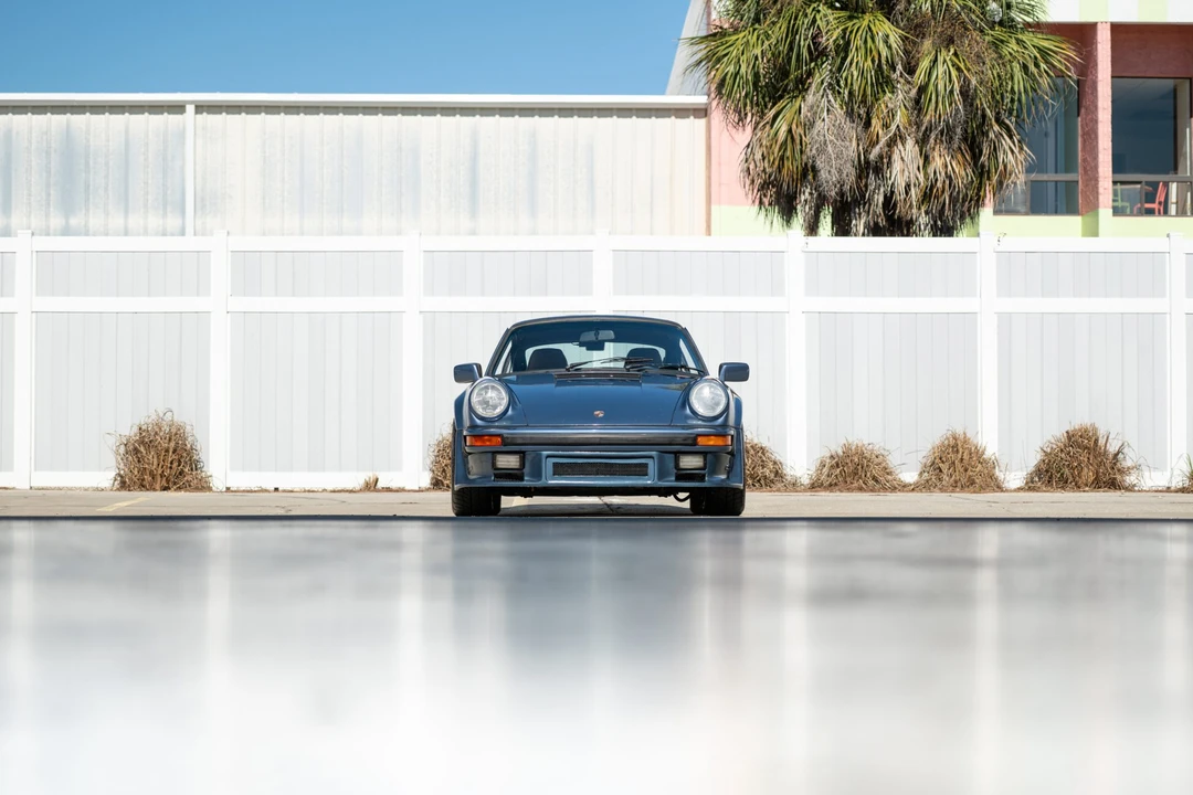 1989 Porsche 911 Carrera 3.2 - Image 2 of 31