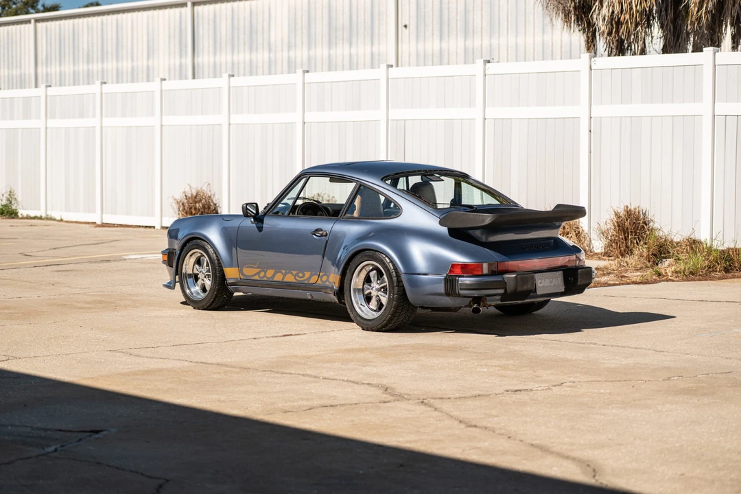 1989 Porsche 911 Carrera 3.2 - Image 16 of 31