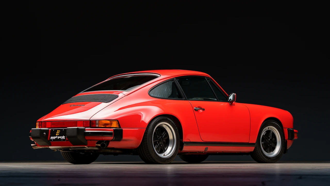 1989 Porsche 911 Carrera 3.2 - Image 17 of 31