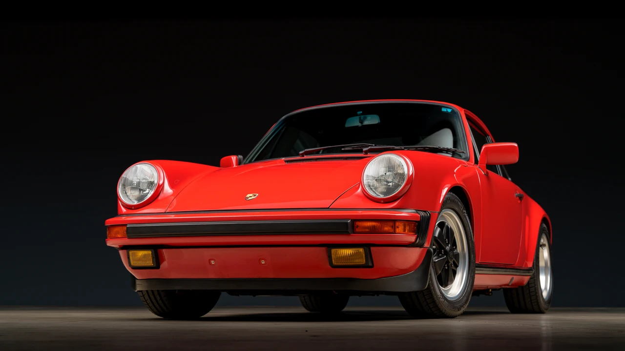 1989 Porsche 911 Carrera 3.2 - Image 6 of 31