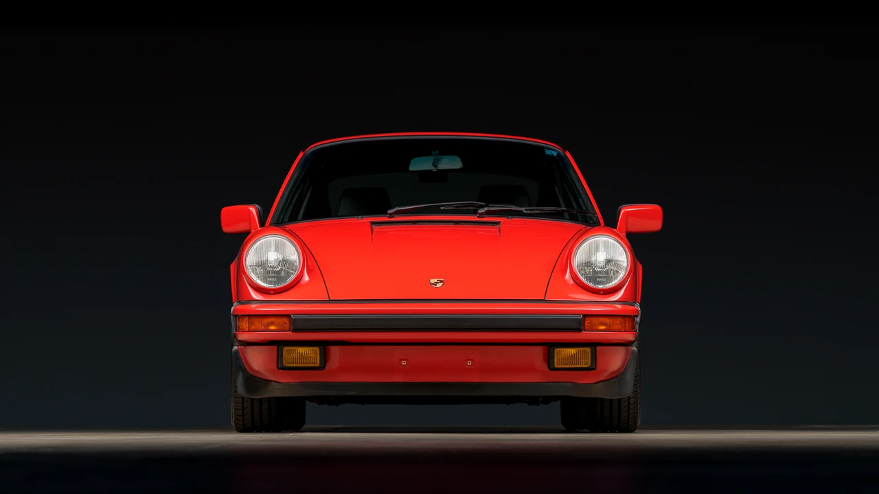 1989 Porsche 911 Carrera 3.2 - Image 8 of 31