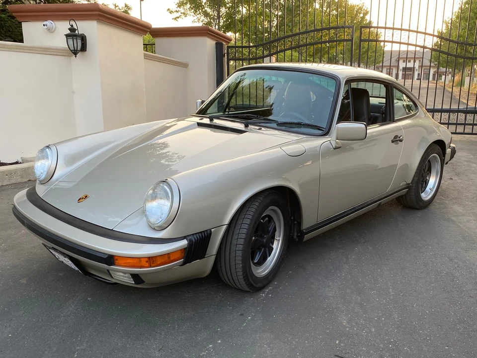 1989 Porsche 911 Carrera 3.2 - Image 2 of 31
