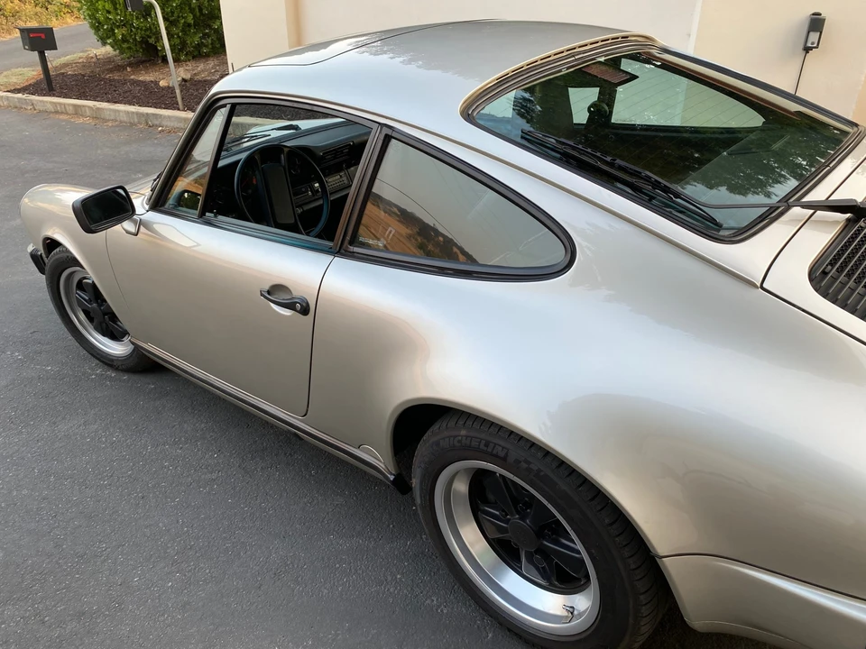 1989 Porsche 911 Carrera 3.2 - Image 17 of 31