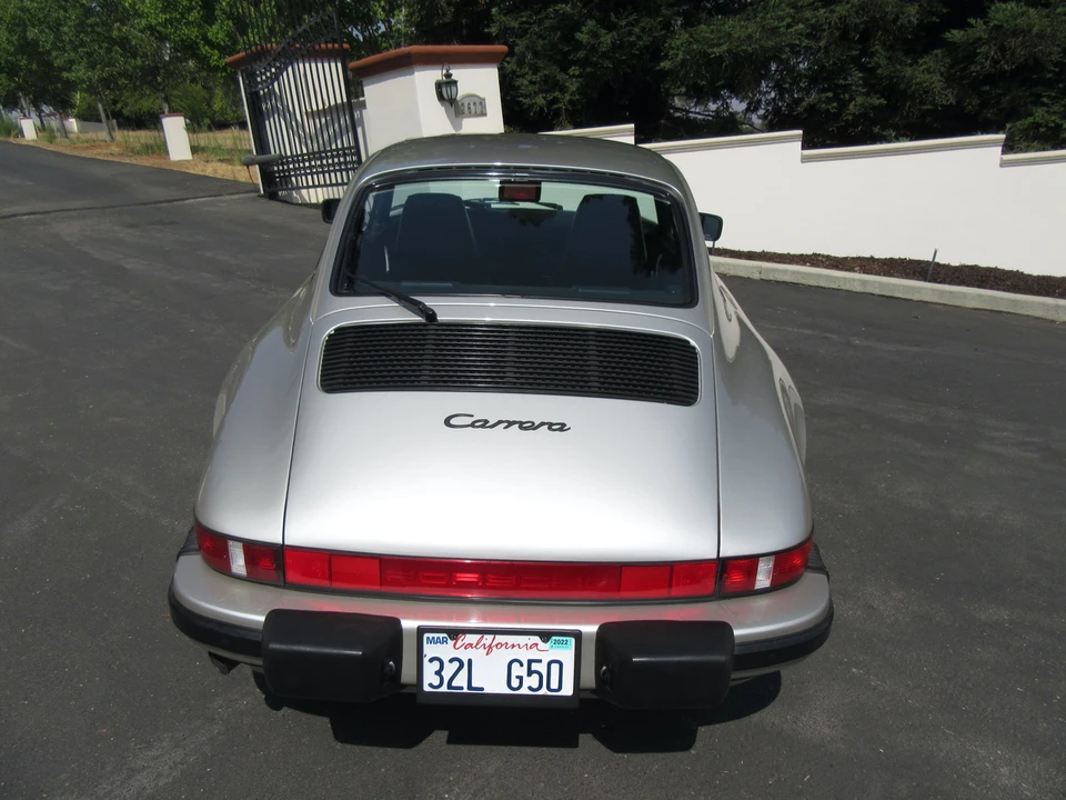 1989 Porsche 911 Carrera 3.2 - Image 11 of 31
