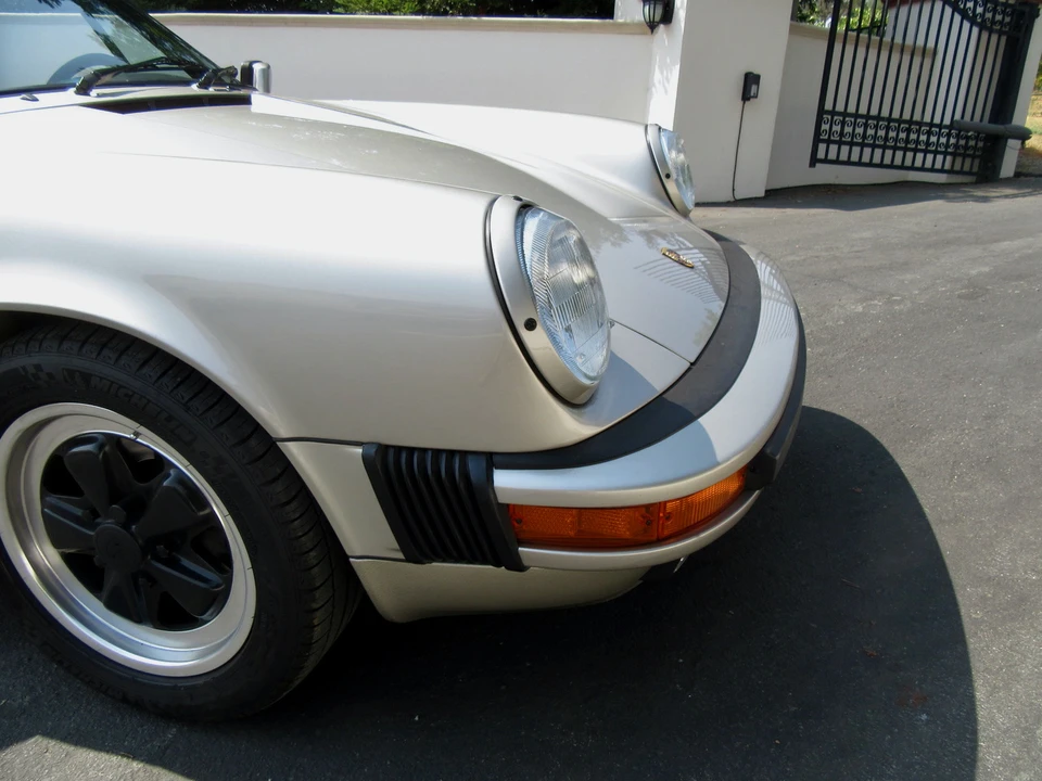 1989 Porsche 911 Carrera 3.2 - Image 27 of 31