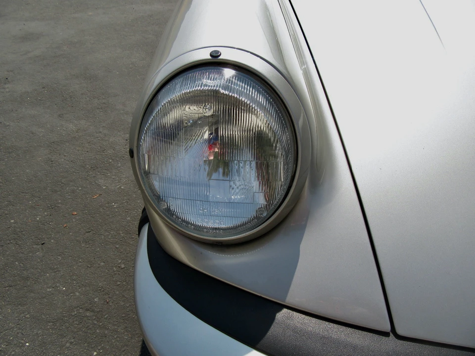 1989 Porsche 911 Carrera 3.2 - Image 15 of 31
