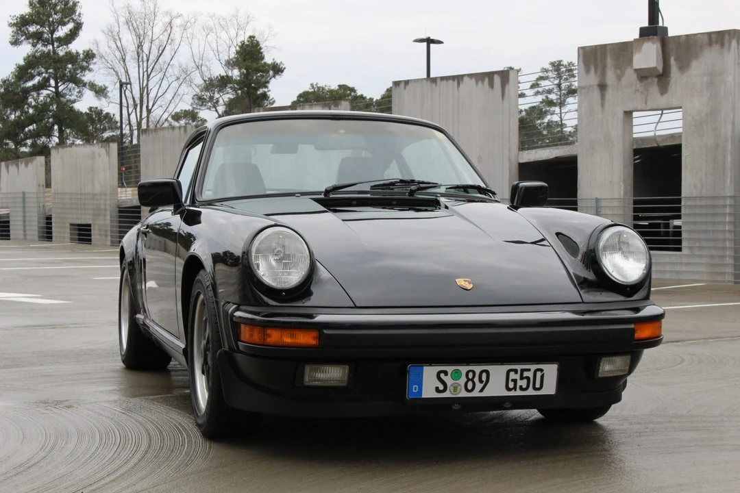 1989 Porsche 911 Carrera 3.2 - Image 7 of 31