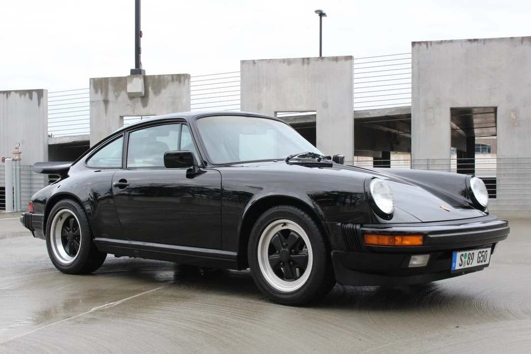 1989 Porsche 911 Carrera 3.2 - Image 9 of 31
