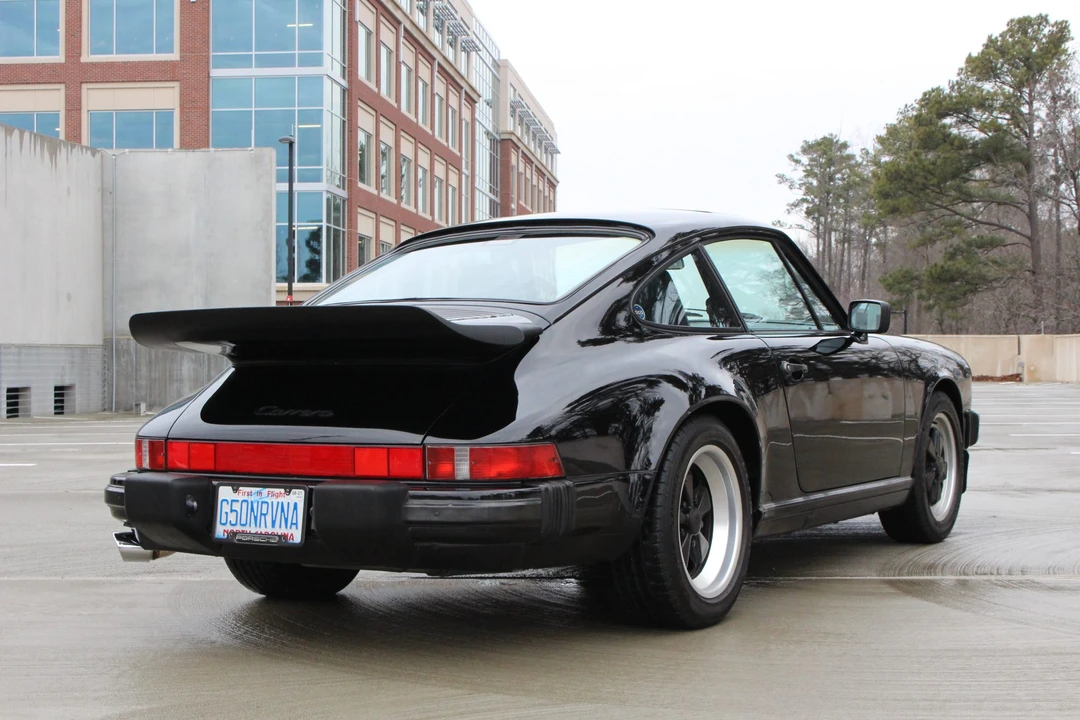 1989 Porsche 911 Carrera 3.2 - Image 13 of 31