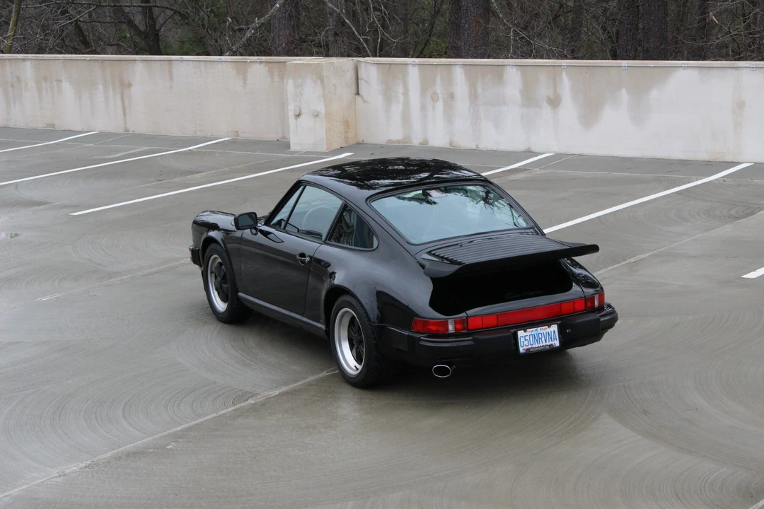 1989 Porsche 911 Carrera 3.2 - Image 20 of 31