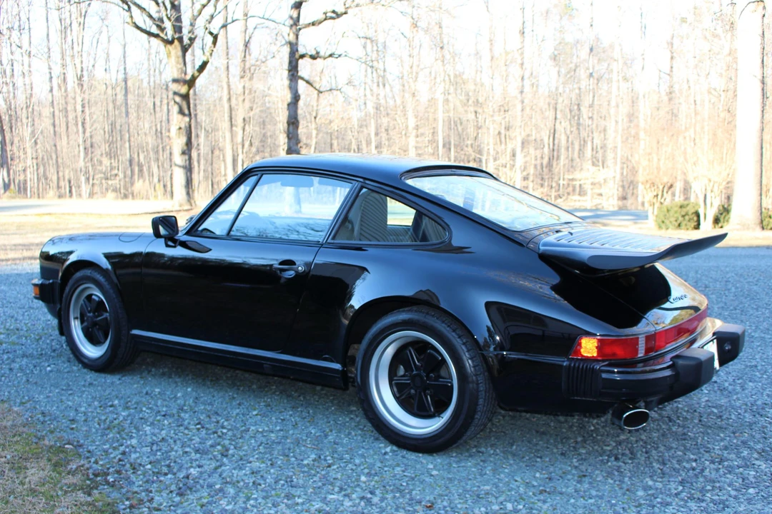 1989 Porsche 911 Carrera 3.2 - Image 25 of 31