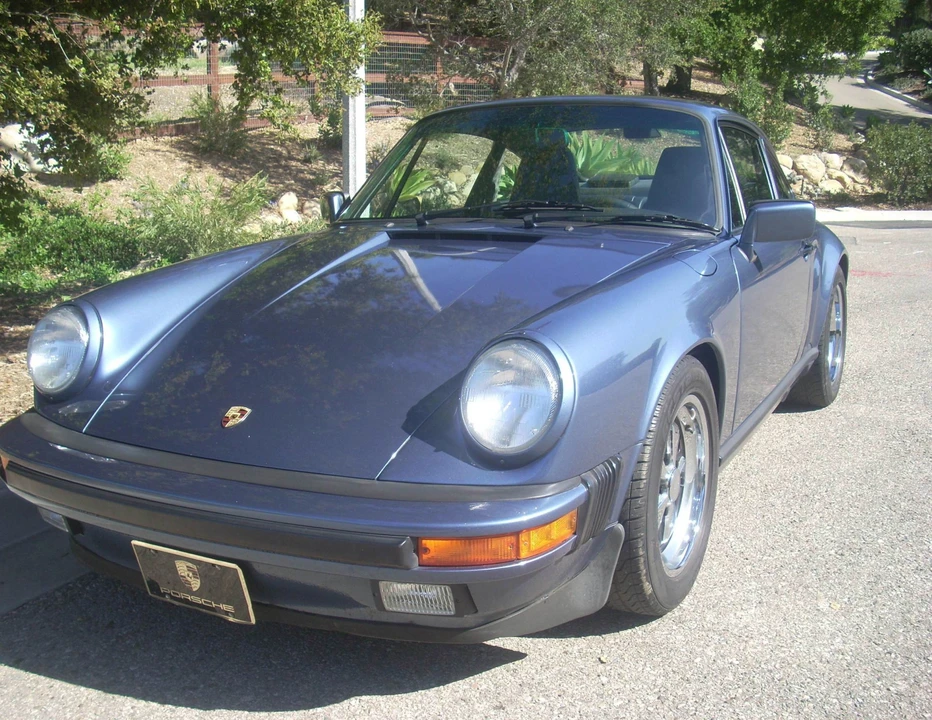 1989 Porsche 911 Carrera 3.2 - Image 2 of 31