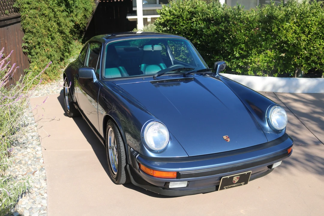 1989 Porsche 911 Carrera 3.2 - Image 9 of 31