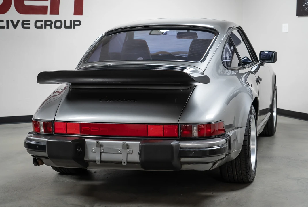 1989 Porsche 911 Carrera 3.2 - Image 15 of 31