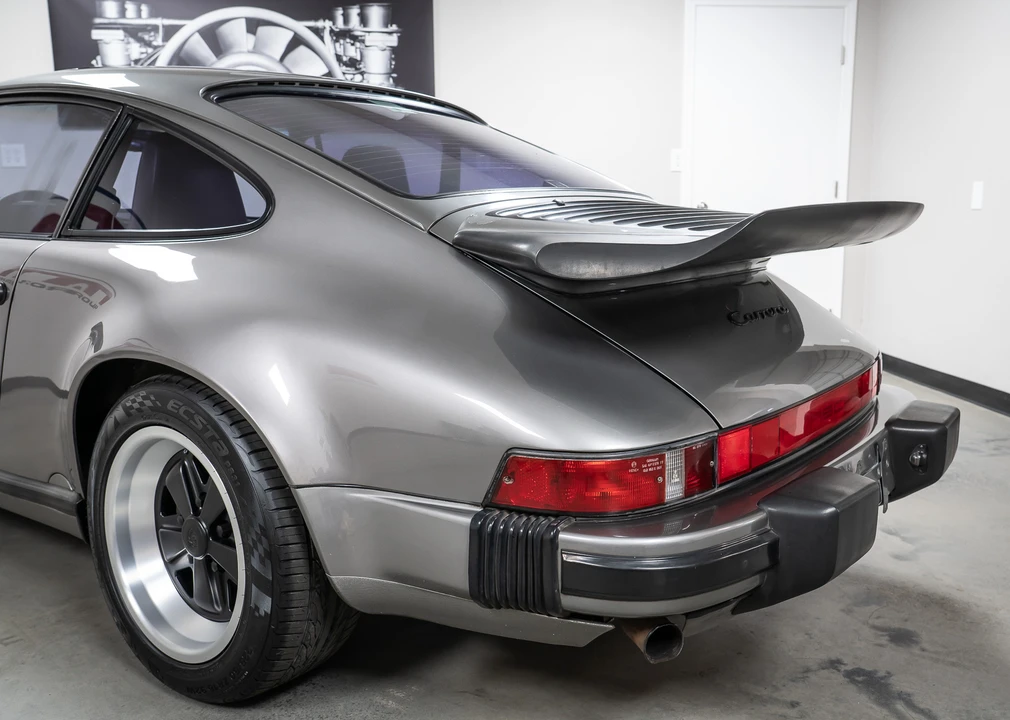 1989 Porsche 911 Carrera 3.2 - Image 31 of 31
