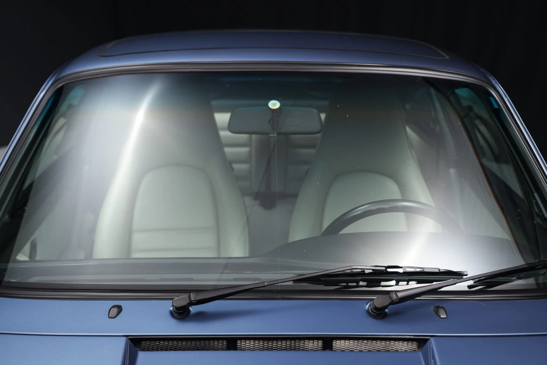 1989 Porsche 911 Carrera 3.2 - Image 29 of 31