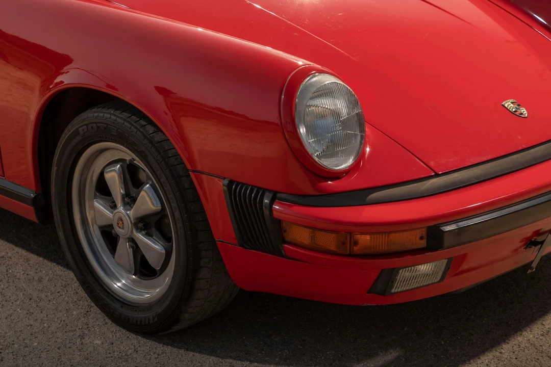 1989 Porsche 911 Carrera 3.2 - Image 28 of 31