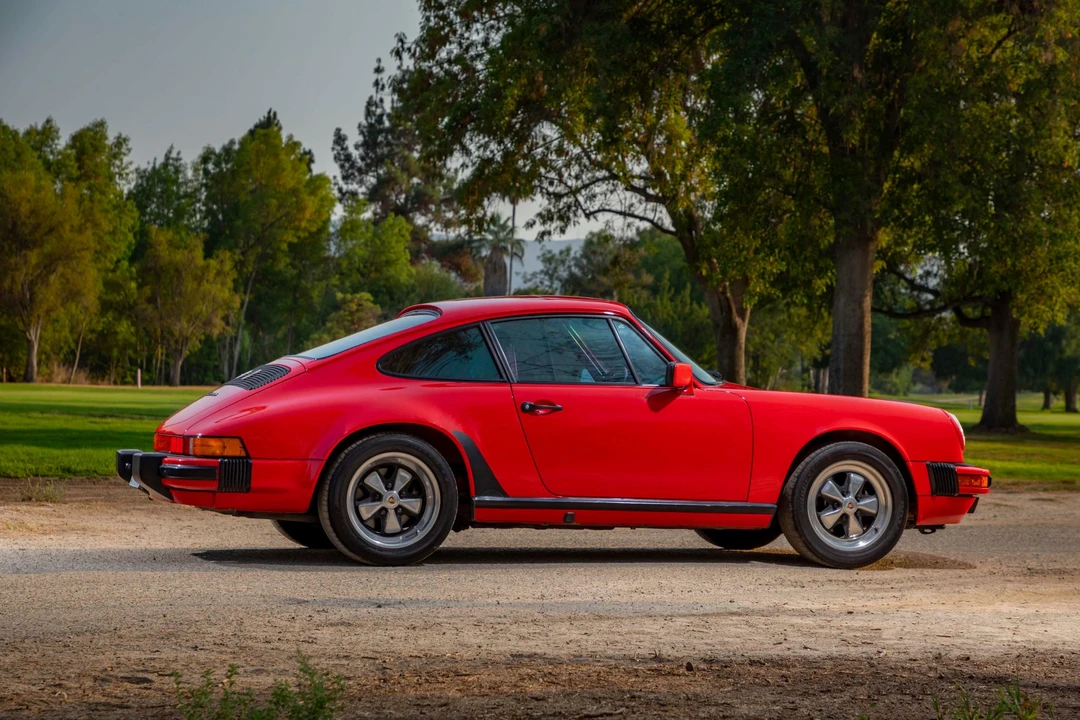 1989 Porsche 911 Carrera 3.2 - Image 16 of 31