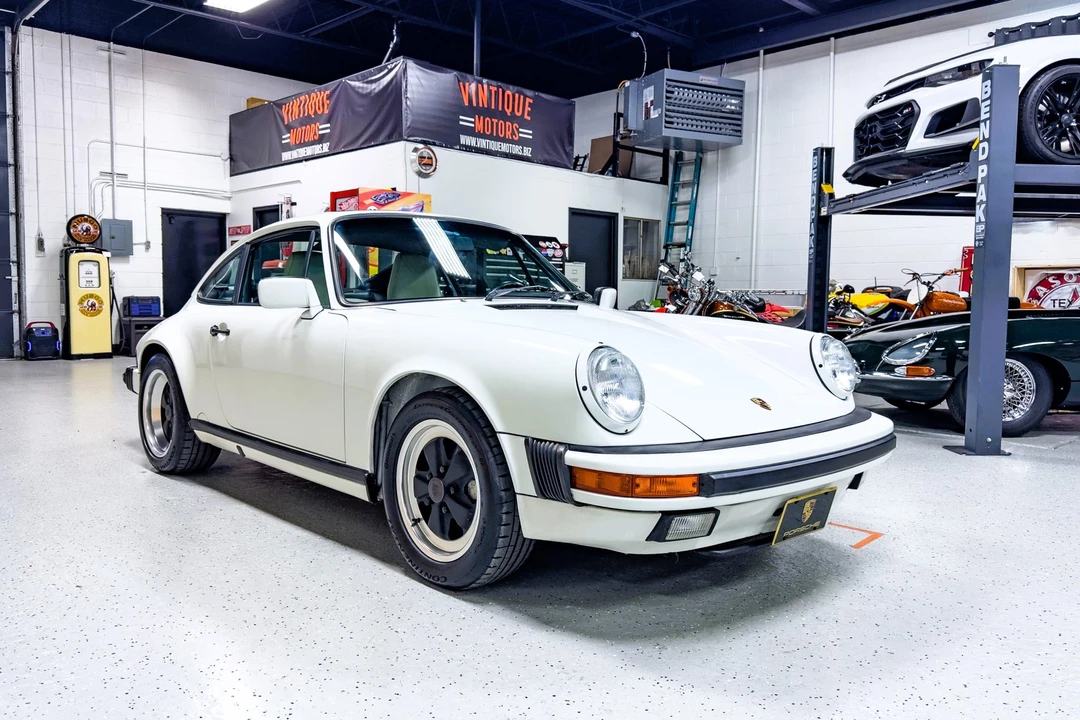 1989 Porsche 911 Carrera 3.2 - Image 4 of 31