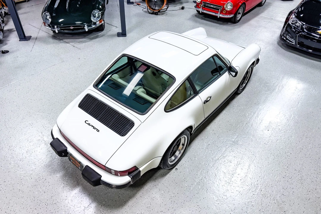 1989 Porsche 911 Carrera 3.2 - Image 13 of 31