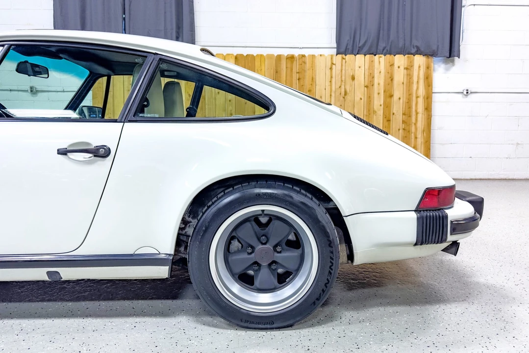 1989 Porsche 911 Carrera 3.2 - Image 23 of 31