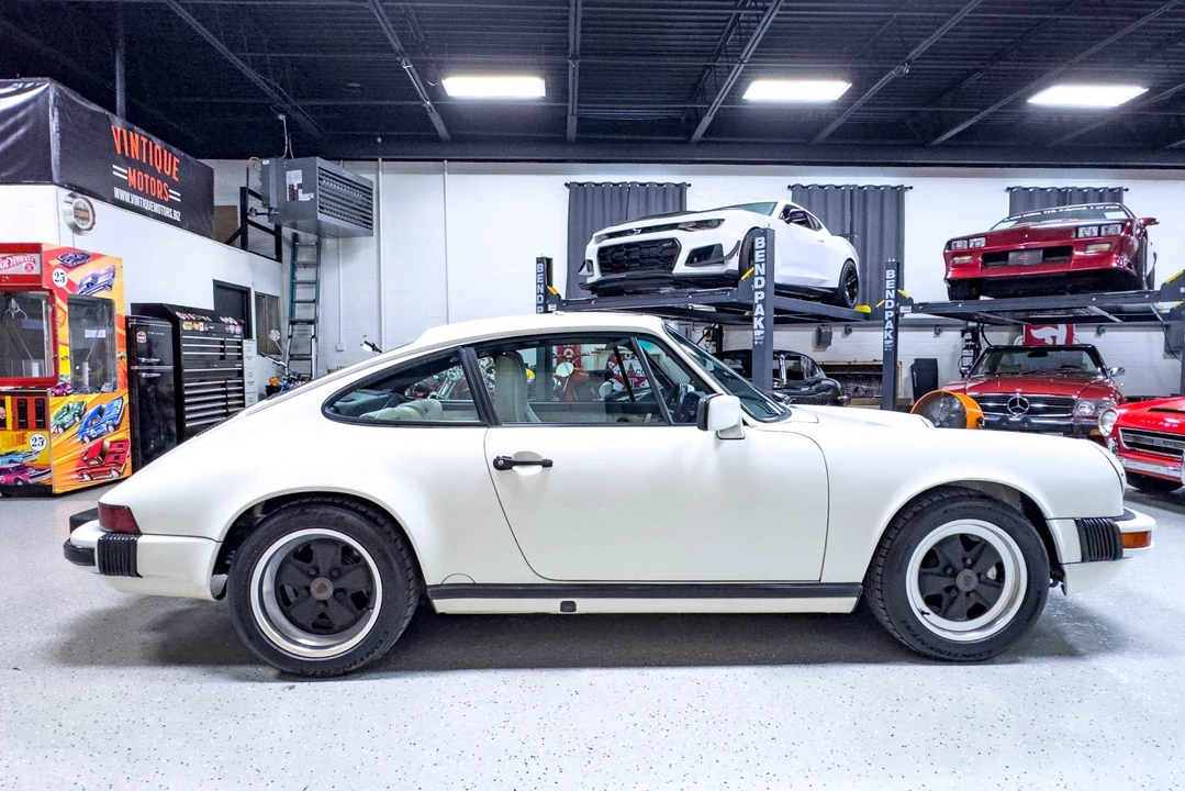 1989 Porsche 911 Carrera 3.2 - Image 5 of 31