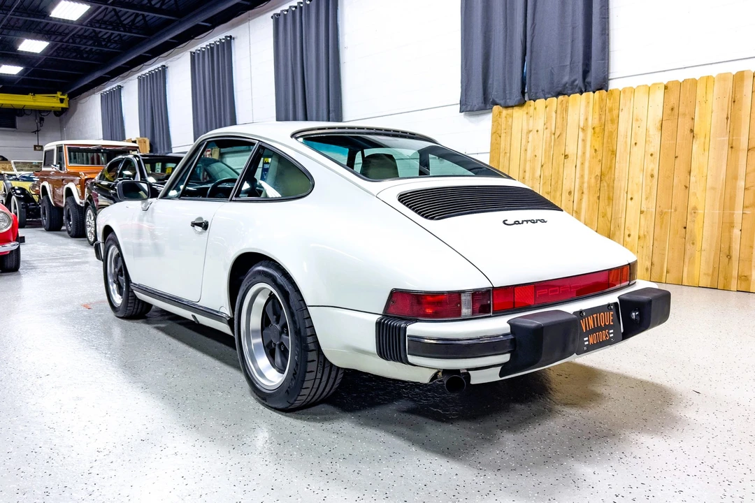 1989 Porsche 911 Carrera 3.2 - Image 8 of 31