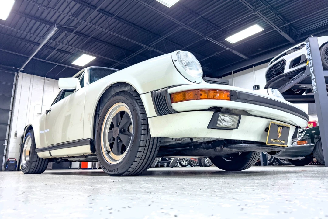 1989 Porsche 911 Carrera 3.2 - Image 18 of 31