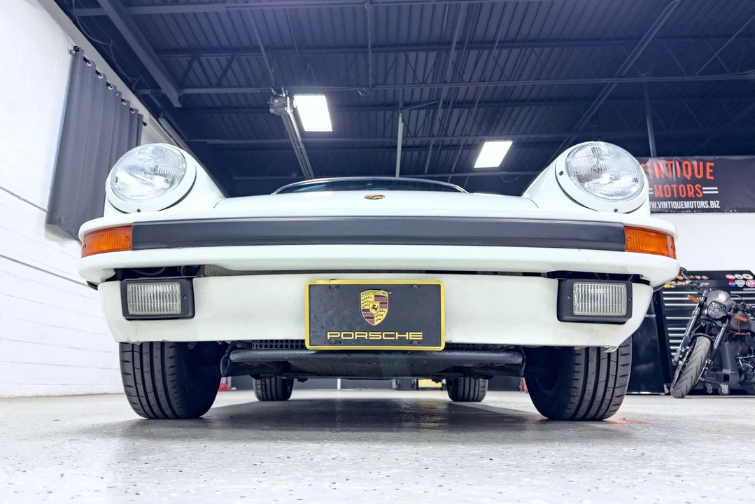 1989 Porsche 911 Carrera 3.2 - Image 17 of 31