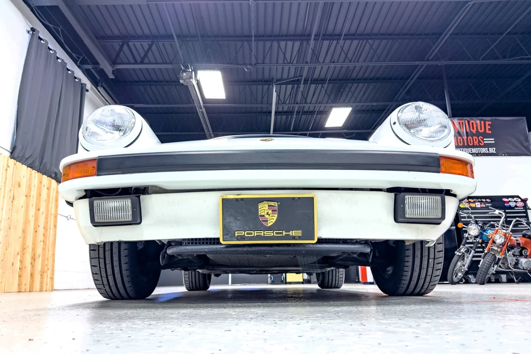 1989 Porsche 911 Carrera 3.2 - Image 17 of 31