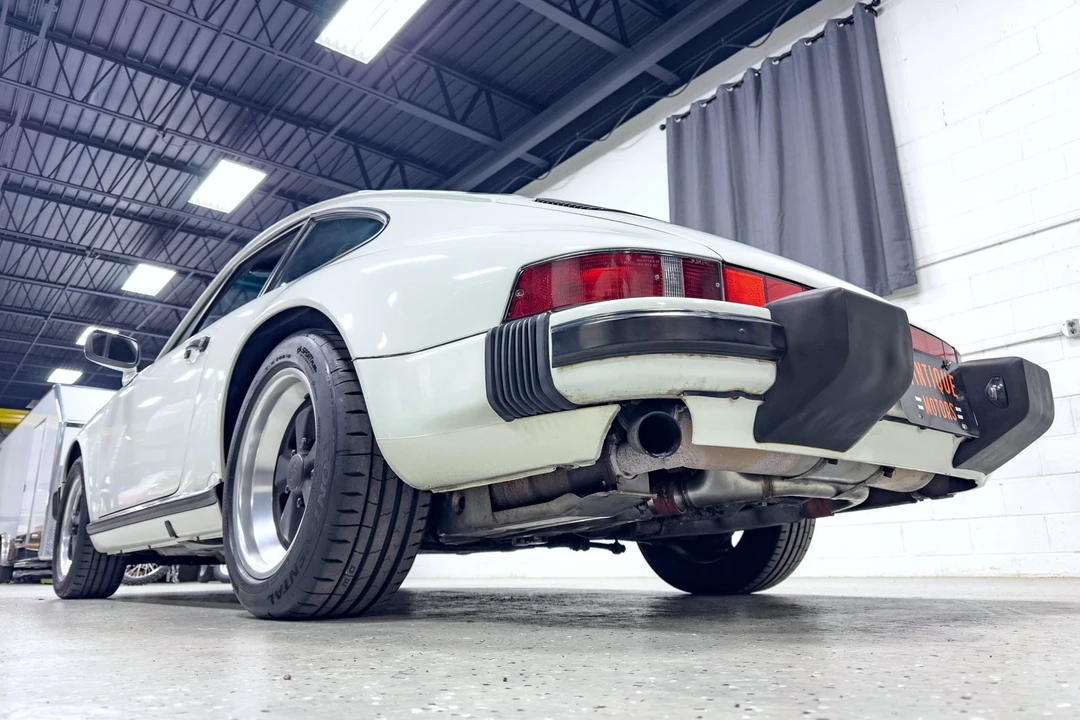 1989 Porsche 911 Carrera 3.2 - Image 19 of 31