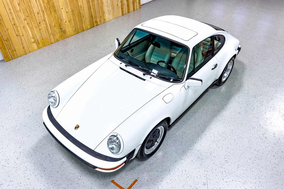 1989 Porsche 911 Carrera 3.2 - Image 10 of 31